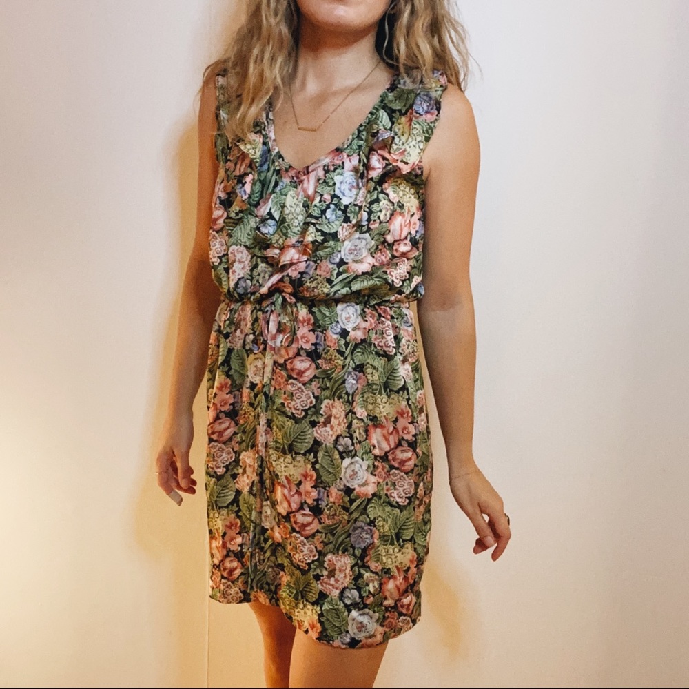 Beautiful satin floral drawstring summer dress